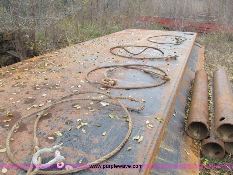 image for item F5582 Trench box