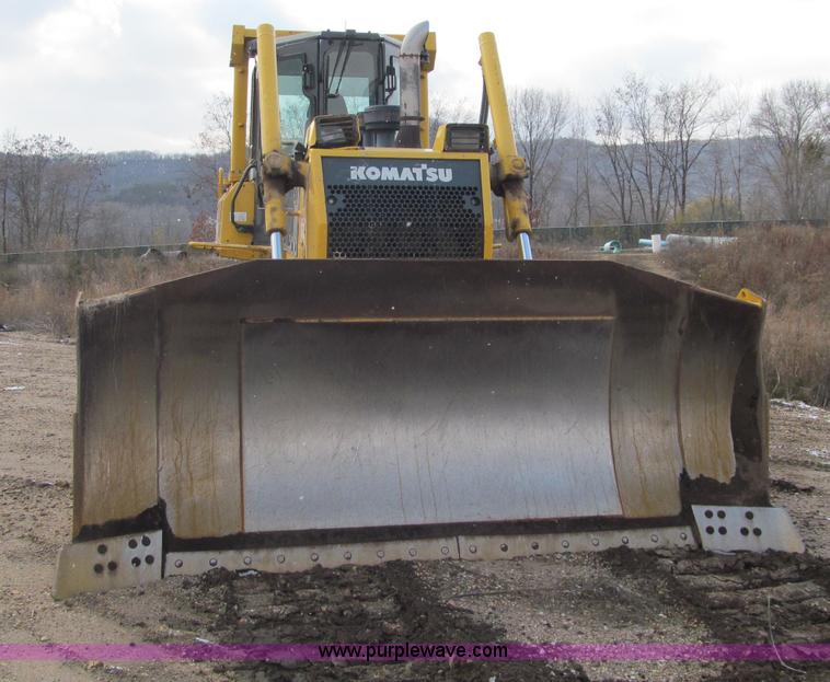 image for item F5584 2007 Komatsu D65EX-15EO Galeo dozer