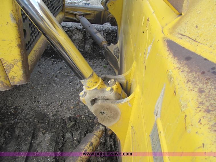 image for item F5584 2007 Komatsu D65EX-15EO Galeo dozer