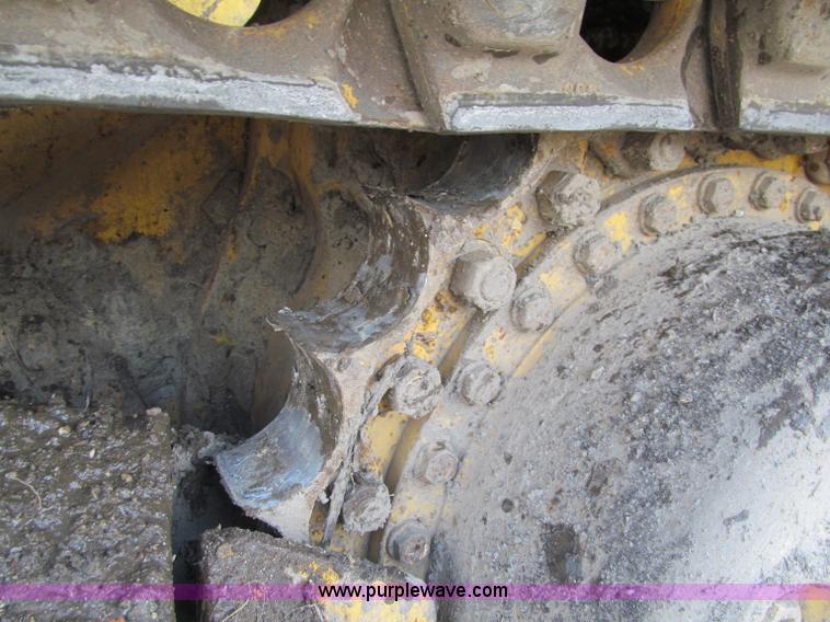 image for item F5584 2007 Komatsu D65EX-15EO Galeo dozer