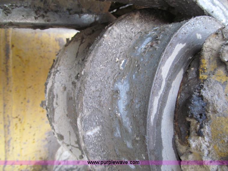 image for item F5584 2007 Komatsu D65EX-15EO Galeo dozer