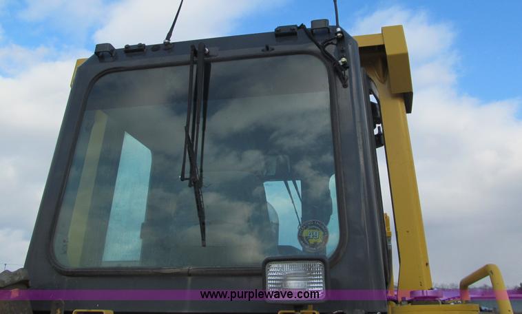 image for item F5584 2007 Komatsu D65EX-15EO Galeo dozer