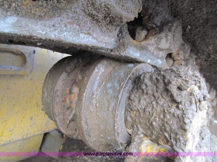 image for item F5584 2007 Komatsu D65EX-15EO Galeo dozer