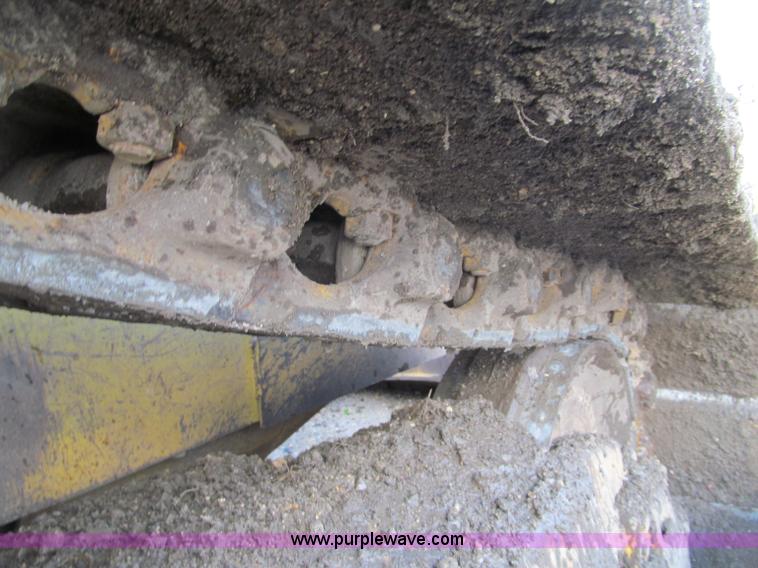 image for item F5584 2007 Komatsu D65EX-15EO Galeo dozer