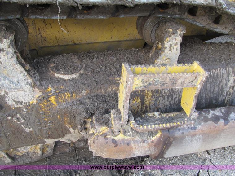 image for item F5584 2007 Komatsu D65EX-15EO Galeo dozer