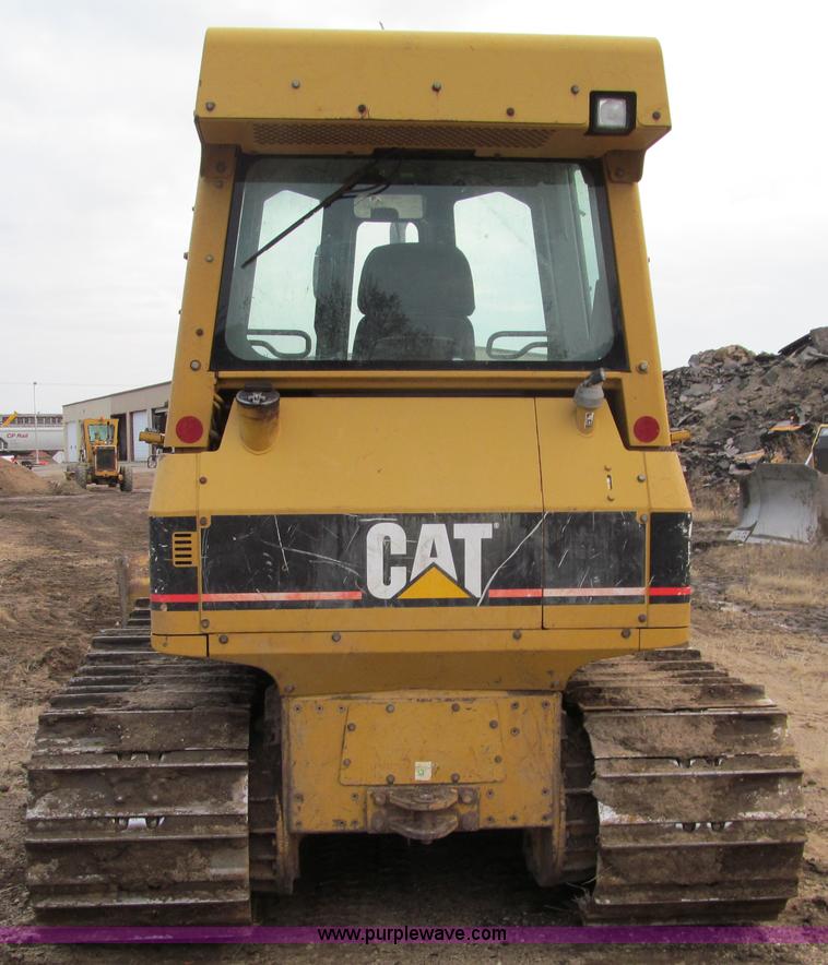 image for item F5585 2002 Caterpillar D5G LGP dozer