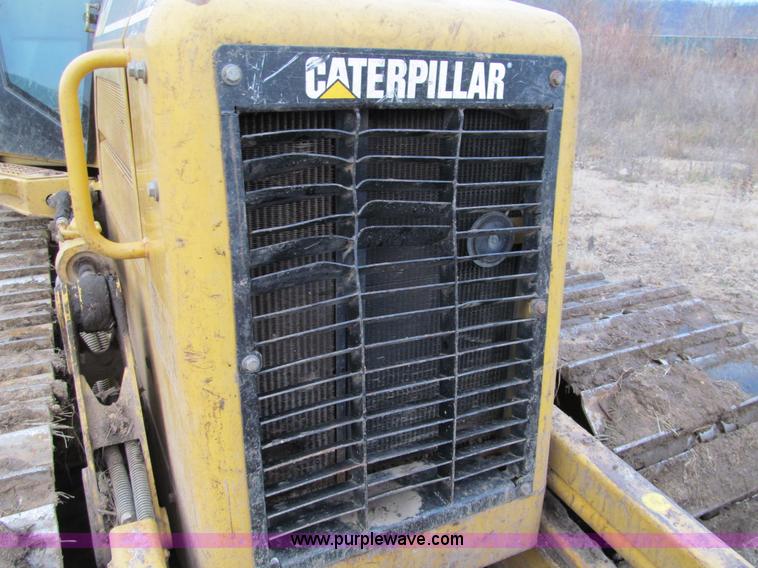 image for item F5585 2002 Caterpillar D5G LGP dozer
