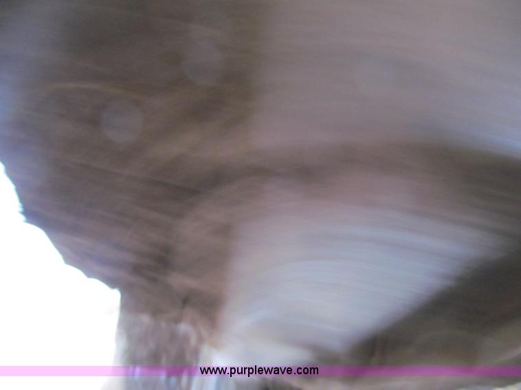 image for item F5585 2002 Caterpillar D5G LGP dozer