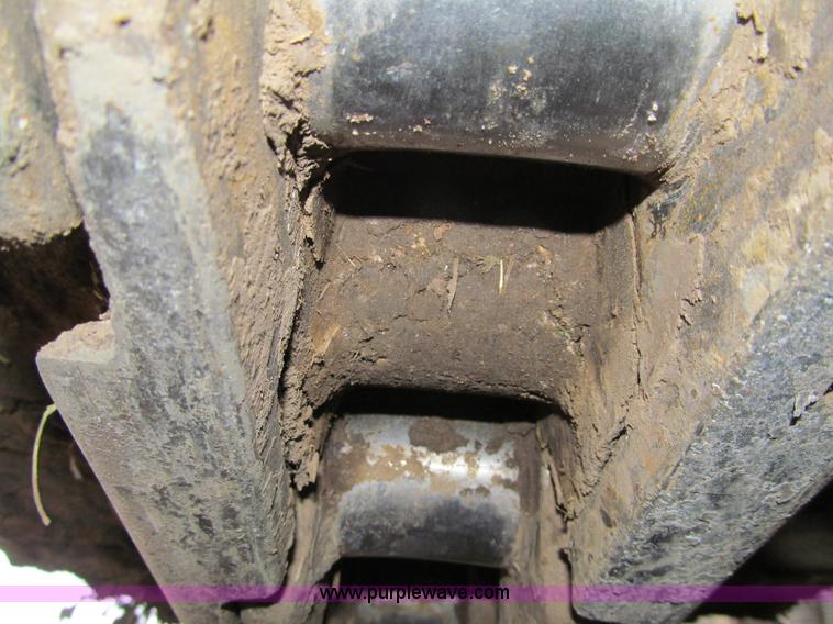 image for item F5585 2002 Caterpillar D5G LGP dozer