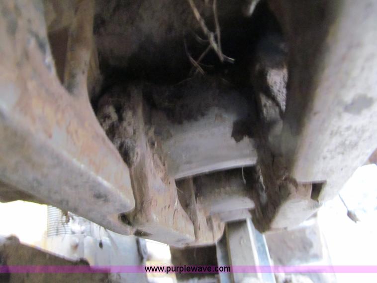 image for item F5585 2002 Caterpillar D5G LGP dozer