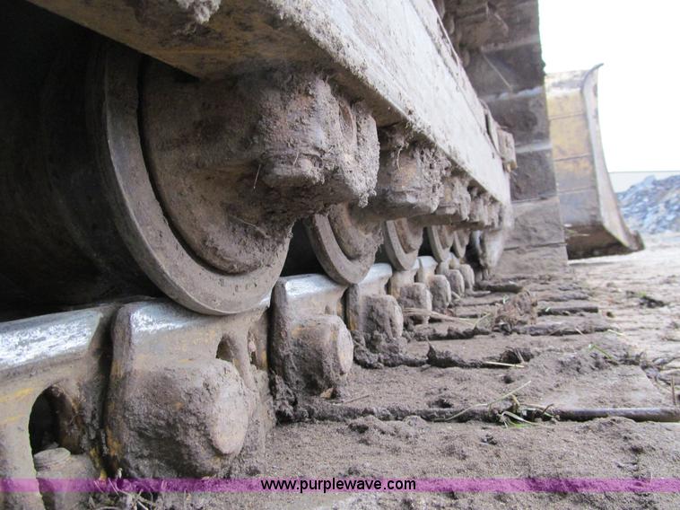 image for item F5585 2002 Caterpillar D5G LGP dozer