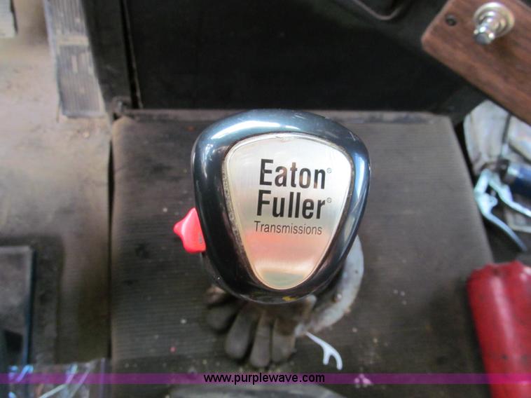 image for item F5588 2003 Freightliner FLD120 dump truck