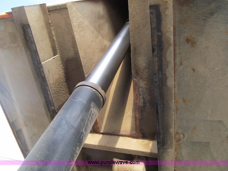 image for item F5588 2003 Freightliner FLD120 dump truck