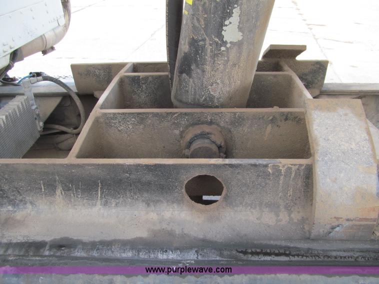 image for item F5588 2003 Freightliner FLD120 dump truck