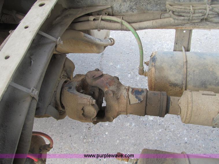 image for item F5588 2003 Freightliner FLD120 dump truck