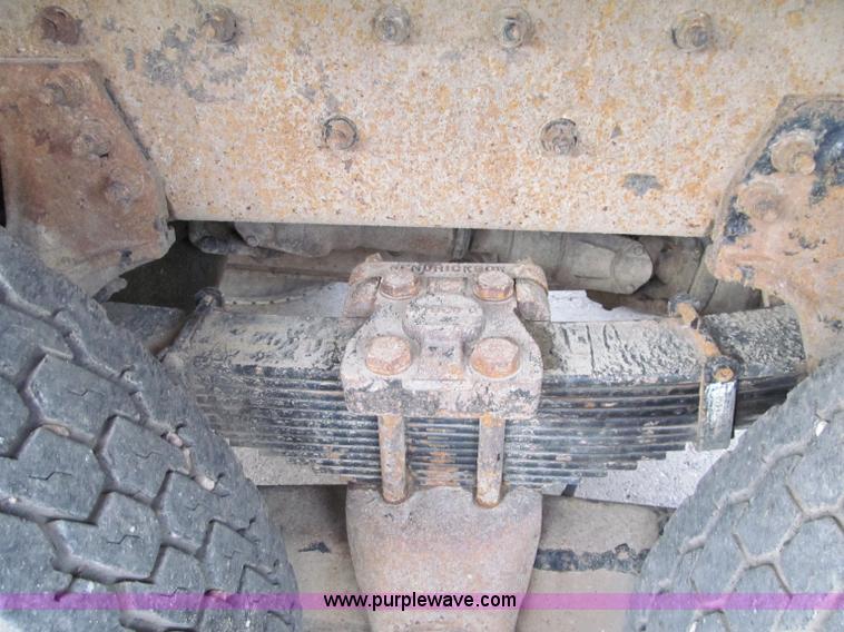 image for item F5590 2003 Freightliner FLD120 dump truck