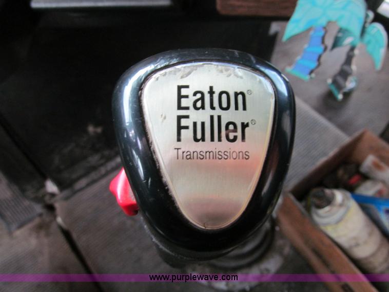 image for item F5590 2003 Freightliner FLD120 dump truck