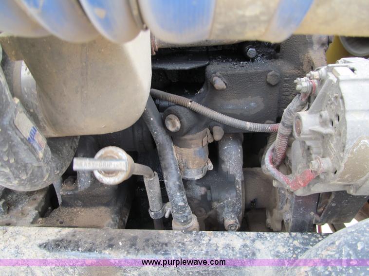 image for item F5591 2003 Freightliner FLD120 dump truck