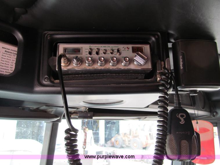 image for item F5591 2003 Freightliner FLD120 dump truck