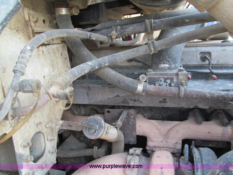 image for item F5592 1997 Freightliner FLD112SD dump truck