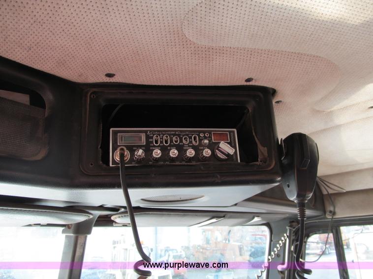 image for item F5592 1997 Freightliner FLD112SD dump truck