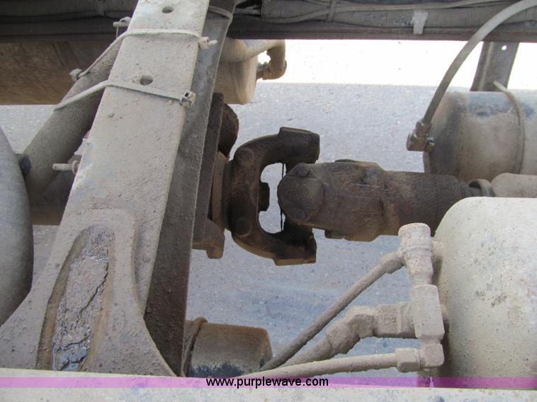 image for item F5592 1997 Freightliner FLD112SD dump truck