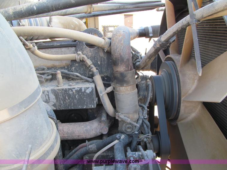 image for item F5593 1997 Freightliner FLD112SD dump truck