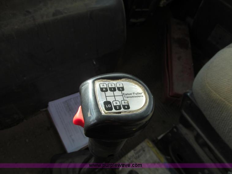 image for item F5594 1994 Ford L9000 dump truck