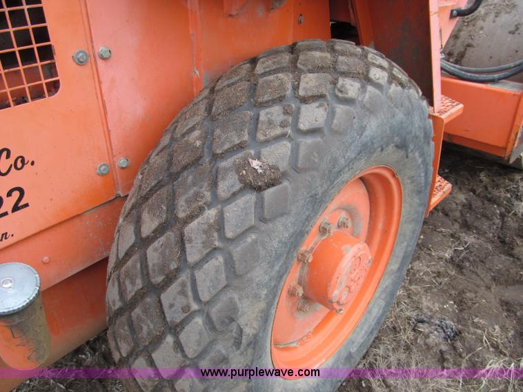 image for item F5619 1998 Hamm 2320D vibratory smooth drum roller