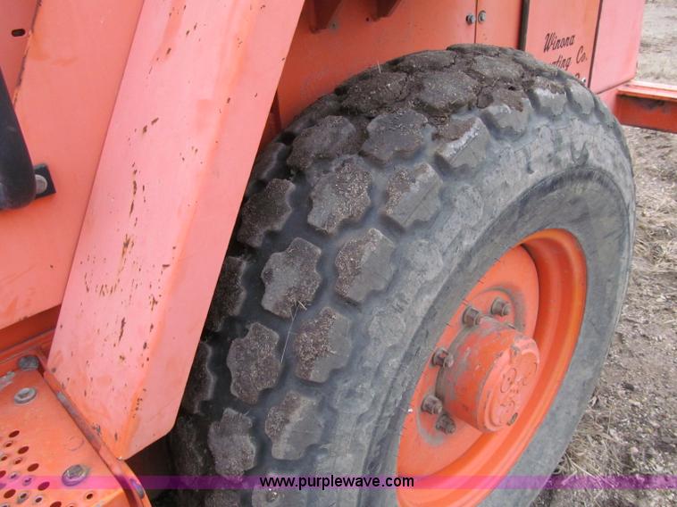 image for item F5619 1998 Hamm 2320D vibratory smooth drum roller