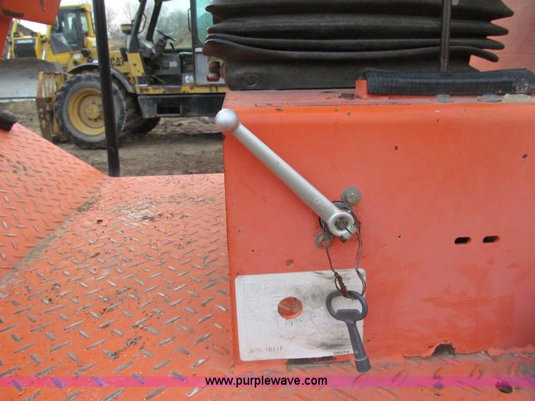 image for item F5619 1998 Hamm 2320D vibratory smooth drum roller