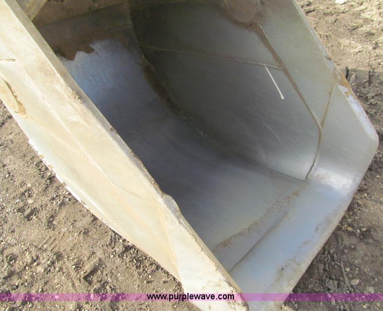 image for item F5624 2000 Case 9030B excavator