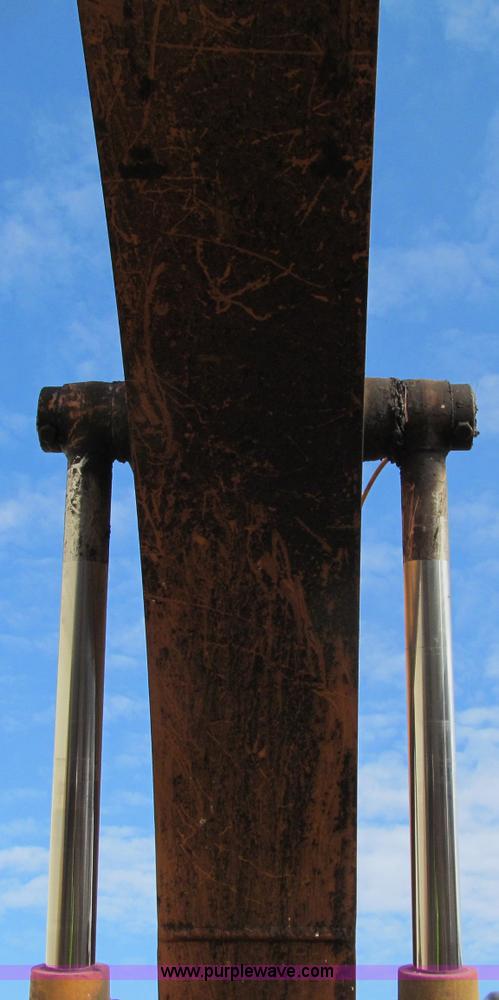 image for item F5624 2000 Case 9030B excavator