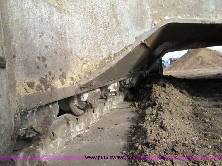 image for item F5624 2000 Case 9030B excavator