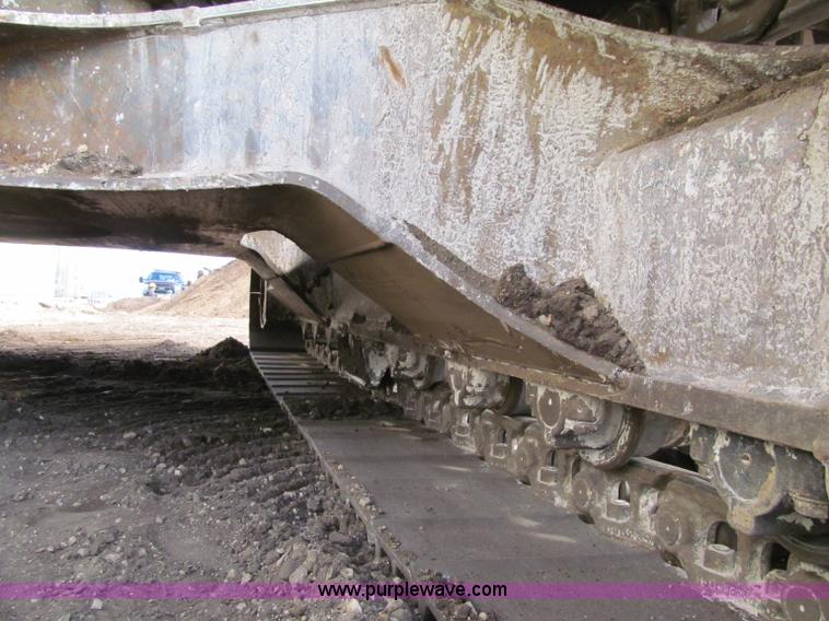 image for item F5624 2000 Case 9030B excavator