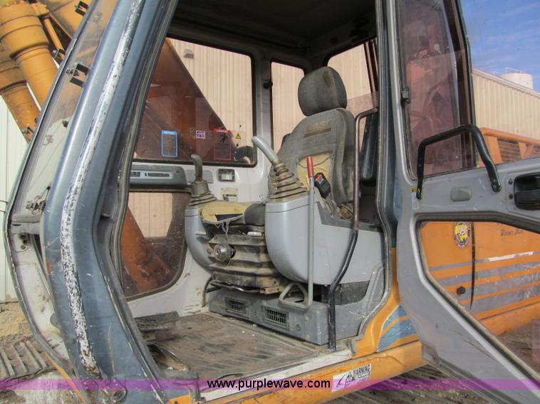 image for item F5624 2000 Case 9030B excavator