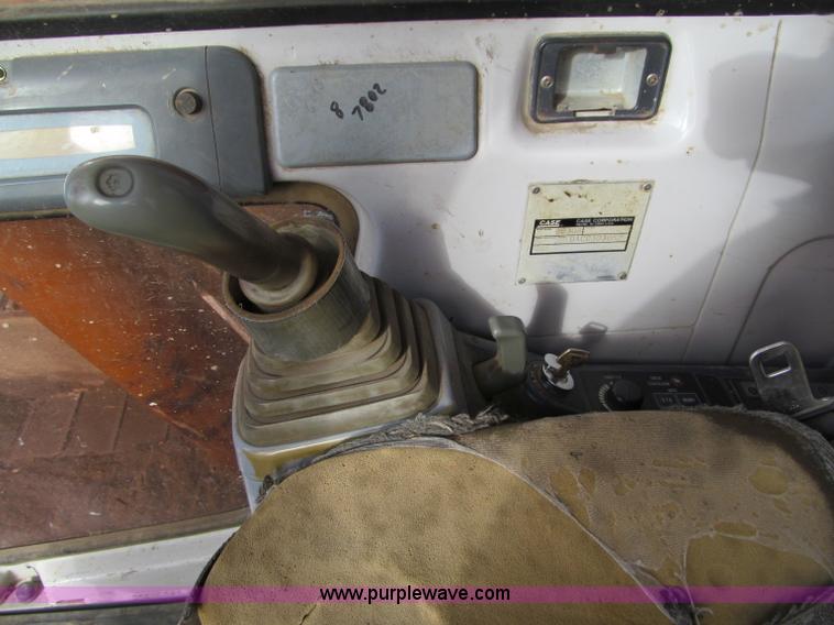 image for item F5624 2000 Case 9030B excavator