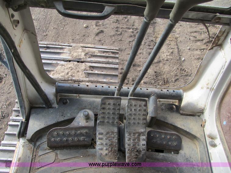 image for item F5624 2000 Case 9030B excavator