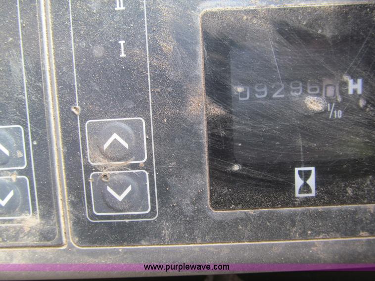 image for item F5624 2000 Case 9030B excavator