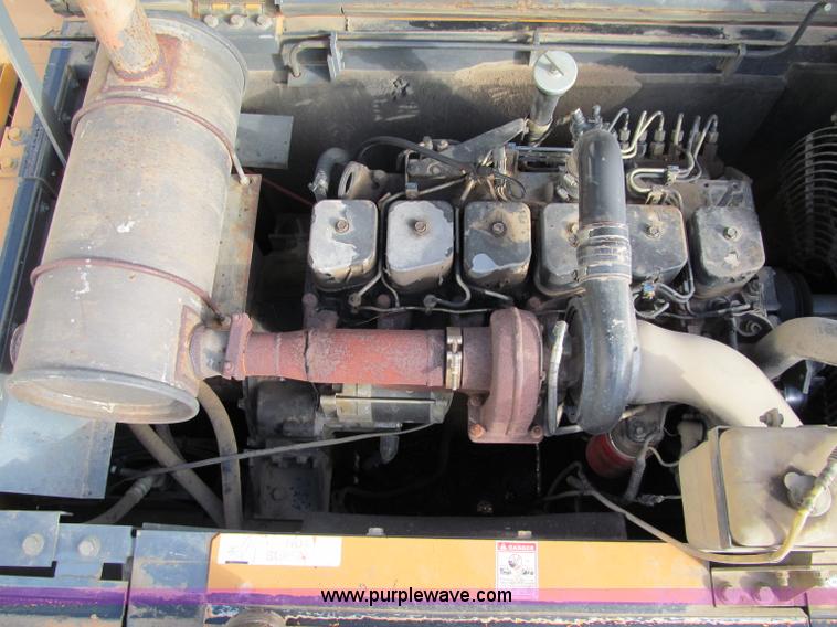 image for item F5624 2000 Case 9030B excavator