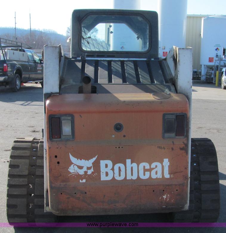 image for item F5626 2002 Bobcat T200 Turbo track skid steer