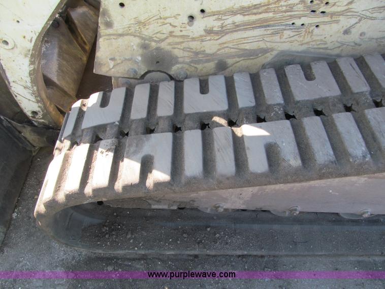 image for item F5626 2002 Bobcat T200 Turbo track skid steer