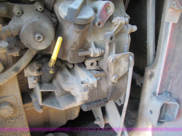 image for item F5626 2002 Bobcat T200 Turbo track skid steer