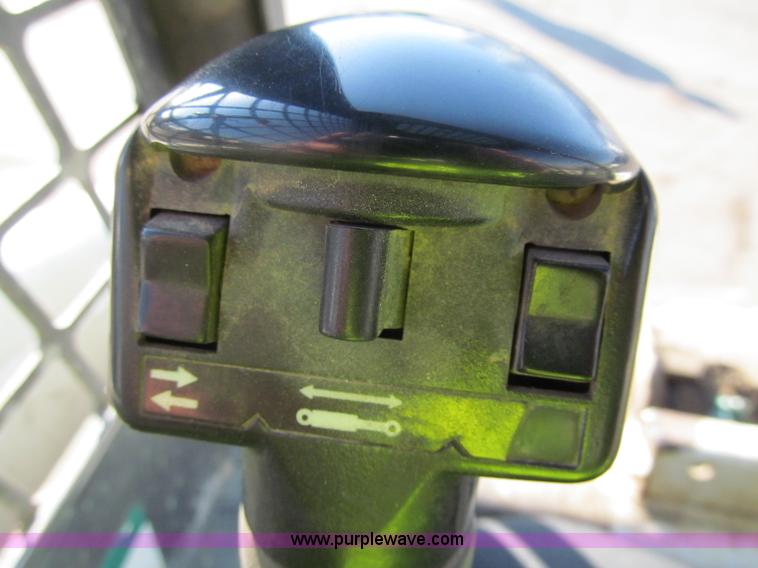 image for item F5626 2002 Bobcat T200 Turbo track skid steer