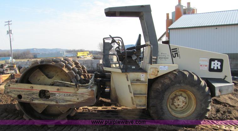image for item F5627 1994 Ingersoll Rand SD115F Pro Pac vibratory padfoot compactor