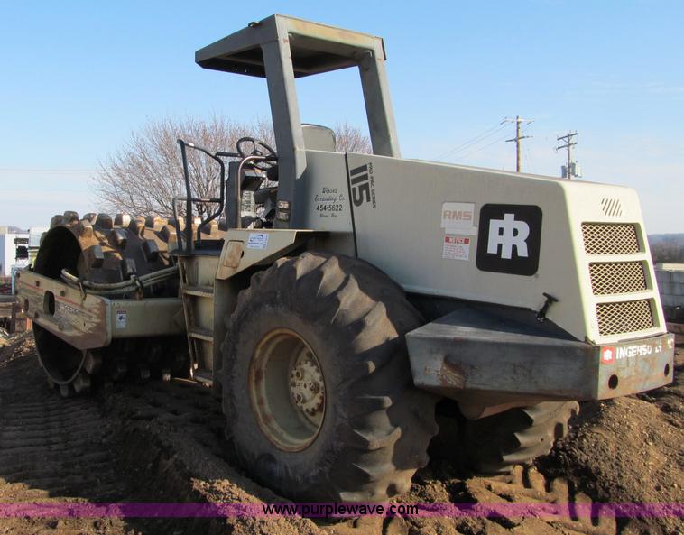 image for item F5627 1994 Ingersoll Rand SD115F Pro Pac vibratory padfoot compactor