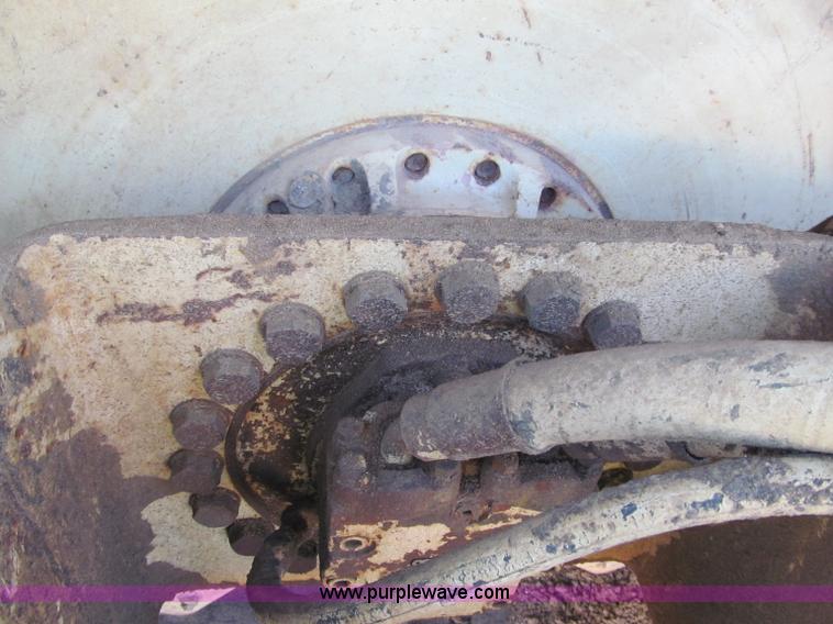 image for item F5627 1994 Ingersoll Rand SD115F Pro Pac vibratory padfoot compactor