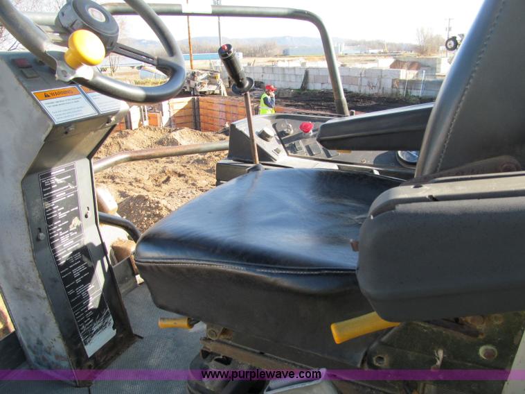 image for item F5627 1994 Ingersoll Rand SD115F Pro Pac vibratory padfoot compactor