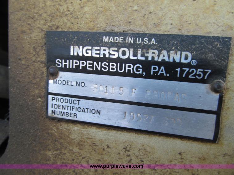 image for item F5627 1994 Ingersoll Rand SD115F Pro Pac vibratory padfoot compactor