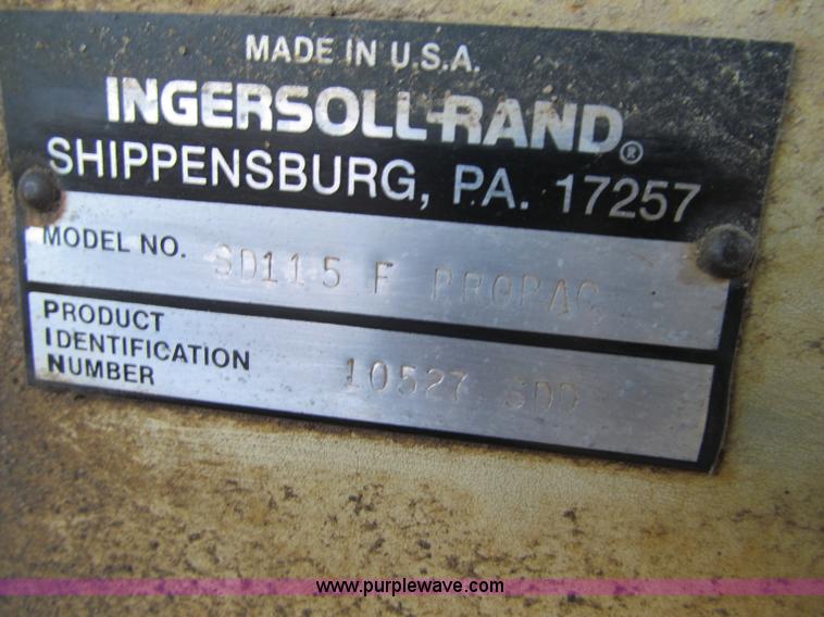 image for item F5627 1994 Ingersoll Rand SD115F Pro Pac vibratory padfoot compactor